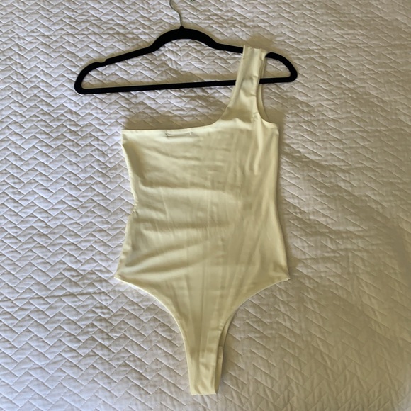 bodysuit - Picture 3 of 3